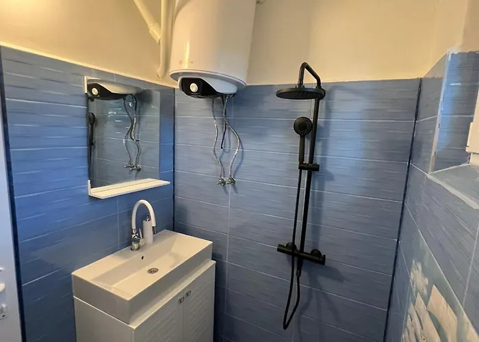 Apartment-tulip アパート