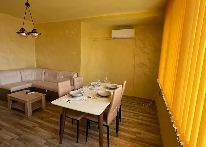 アパート Apartment-tulip ヴァルナ